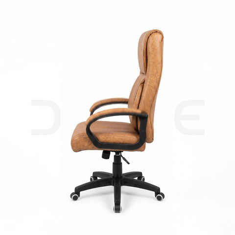 High-Back Ergonomic Office Chair in Tan Textured Leather - DCORE