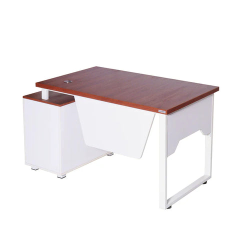 Staff Table 2.5' * 4'