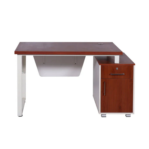 Staff Table 2.5' * 4'