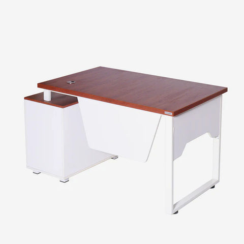 Staff Table 2.5' * 4'